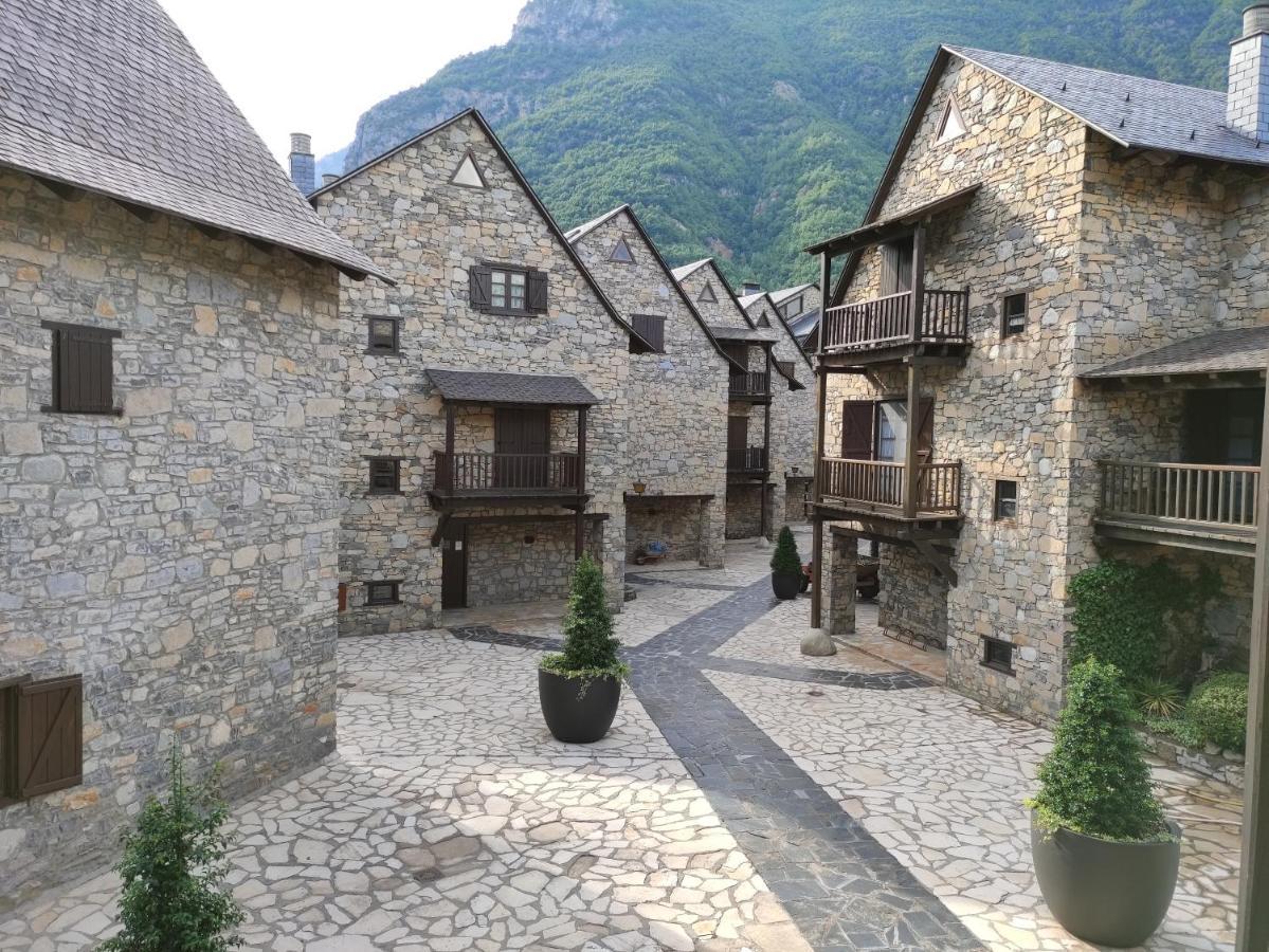 Apartamento De La Marmota Eriste Exterior photo